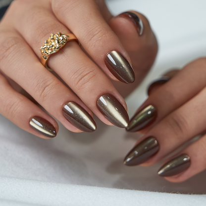 Mocha Cat Glow – S Almond