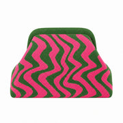 Knitty – The Snap-Shut Makeup Bag