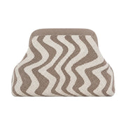 Knitty – The Snap-Shut Makeup Bag