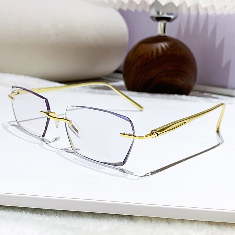 🔥Buy 1 Get 1 Free (2 pairs) – 【Co-Created by Designers】Gypsophila Smart Zoom and Color-Changing Reading Glasses