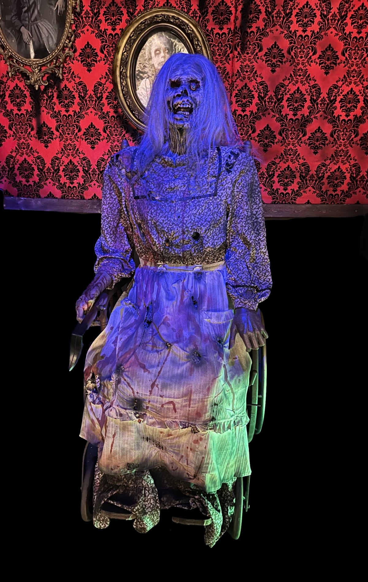 Mother Life-Size Professional Halloween Animatronic