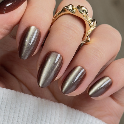 Mocha Cat Glow – S Almond
