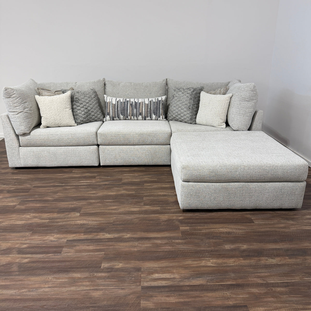 Mckenzie Modular Sofa + Ottoman R