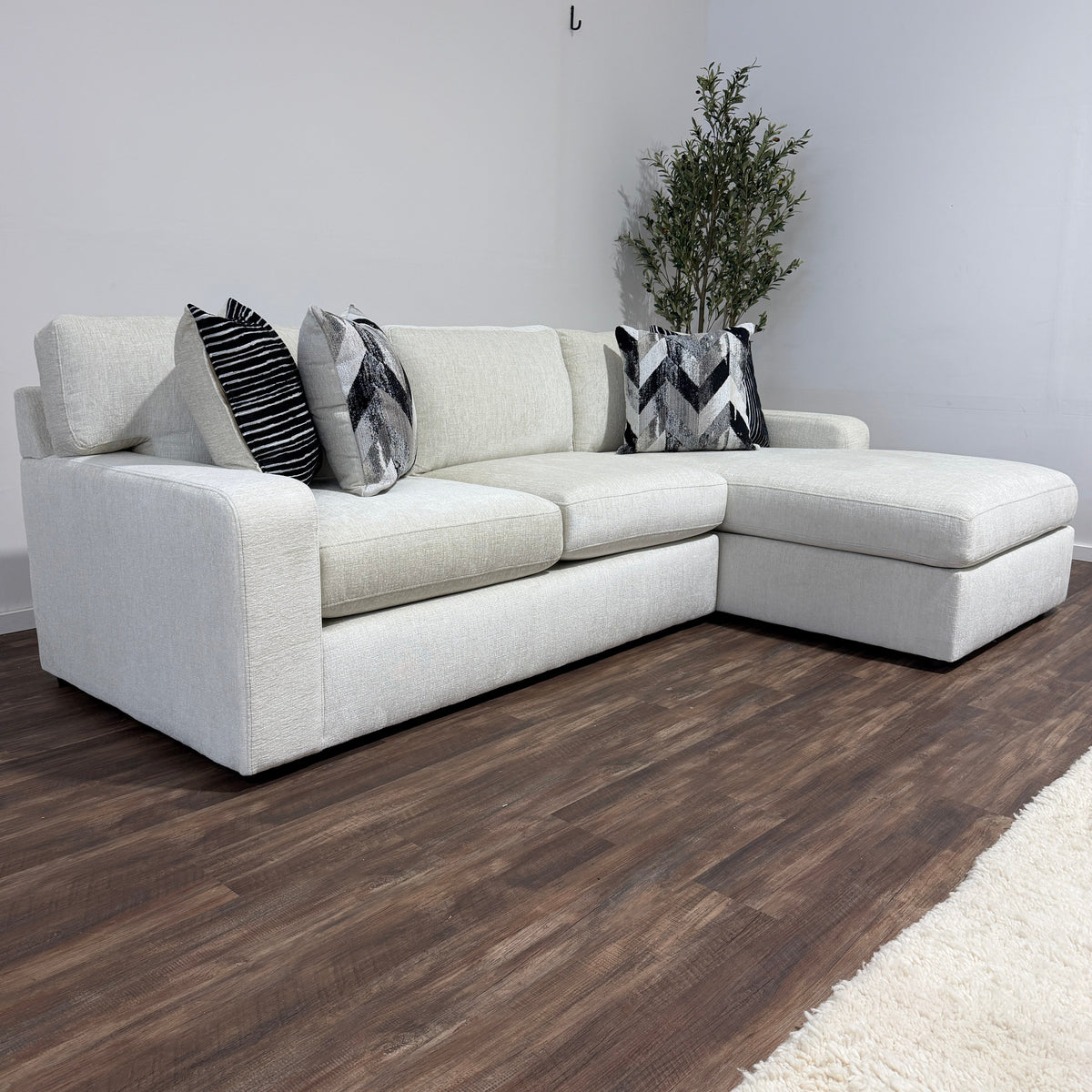 Haven Sectional Chaise