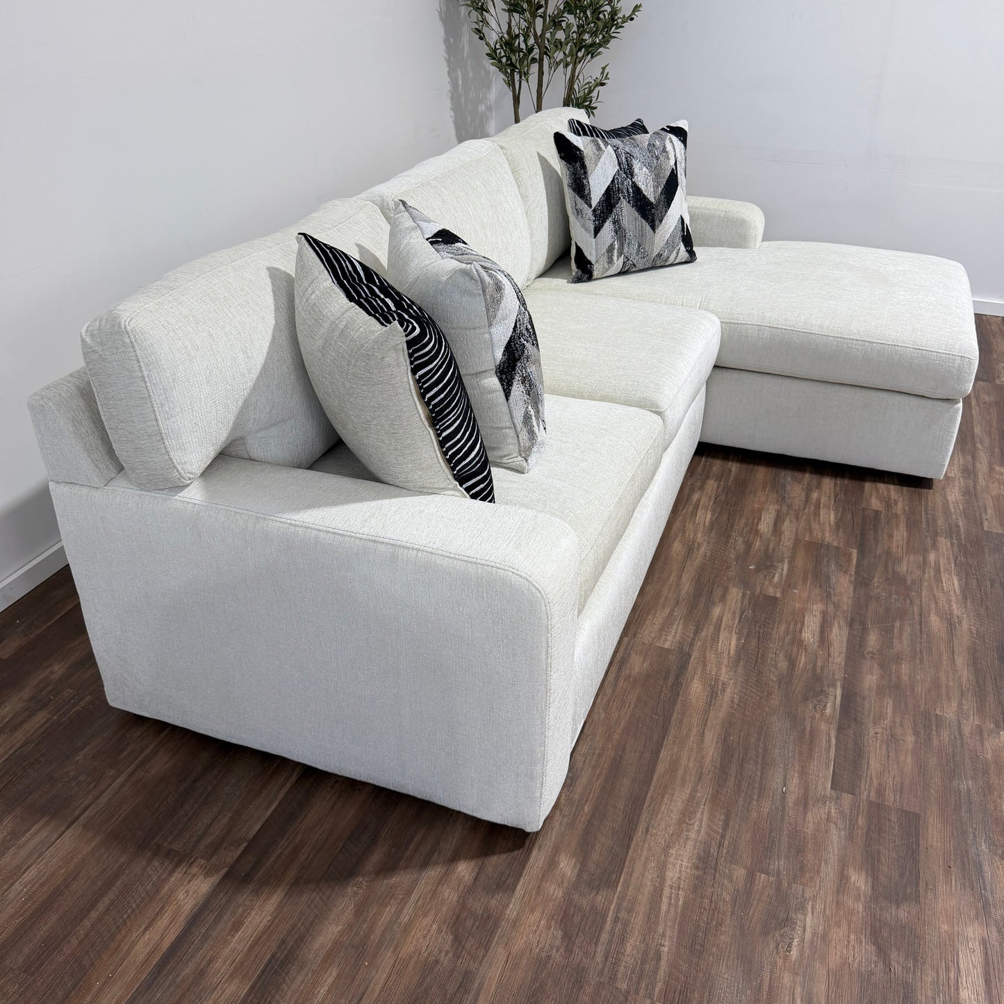 Haven Sectional Chaise