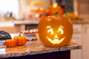 ANIMAT3D Blink Tech Jabberin Jack Spanish Animated Talking Pumpkin with 8" Screen, LED Matrix Light Projector, Speaker & 40 Min Content
