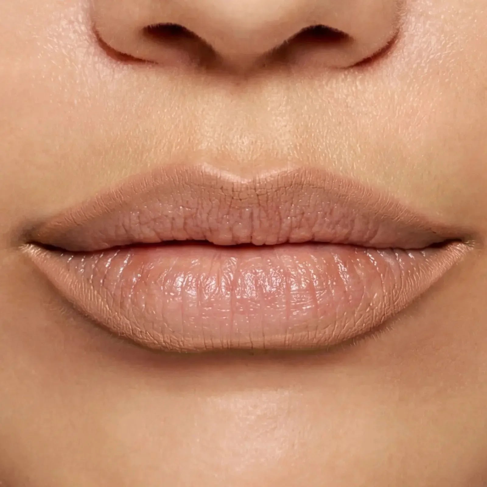 🔥🔥Hot Sale🎁Easy Glide Lip Liner — Creamy. Blendable Color with Smooth Application